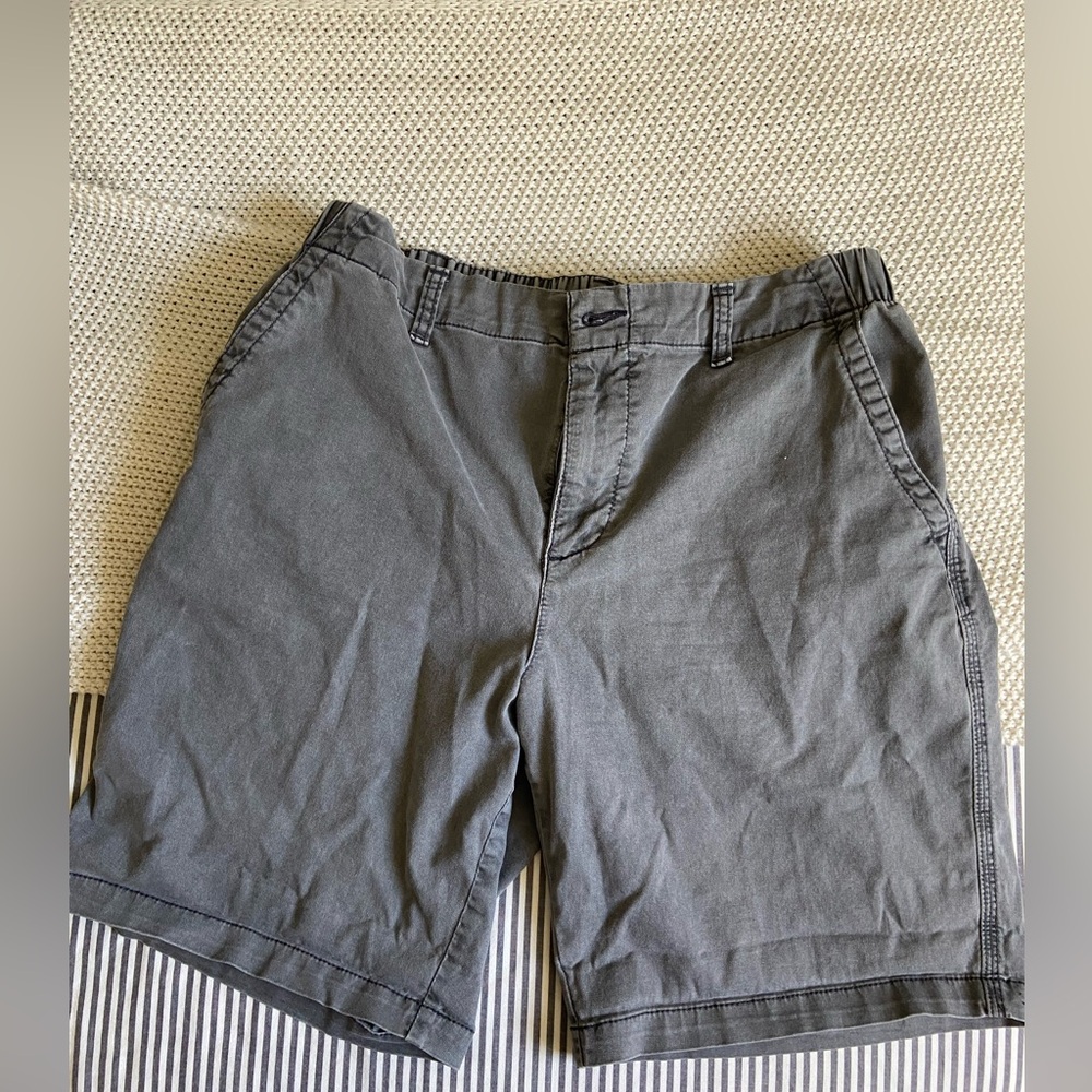 Women’s Chino Gray Old Navy Shorts- Medium